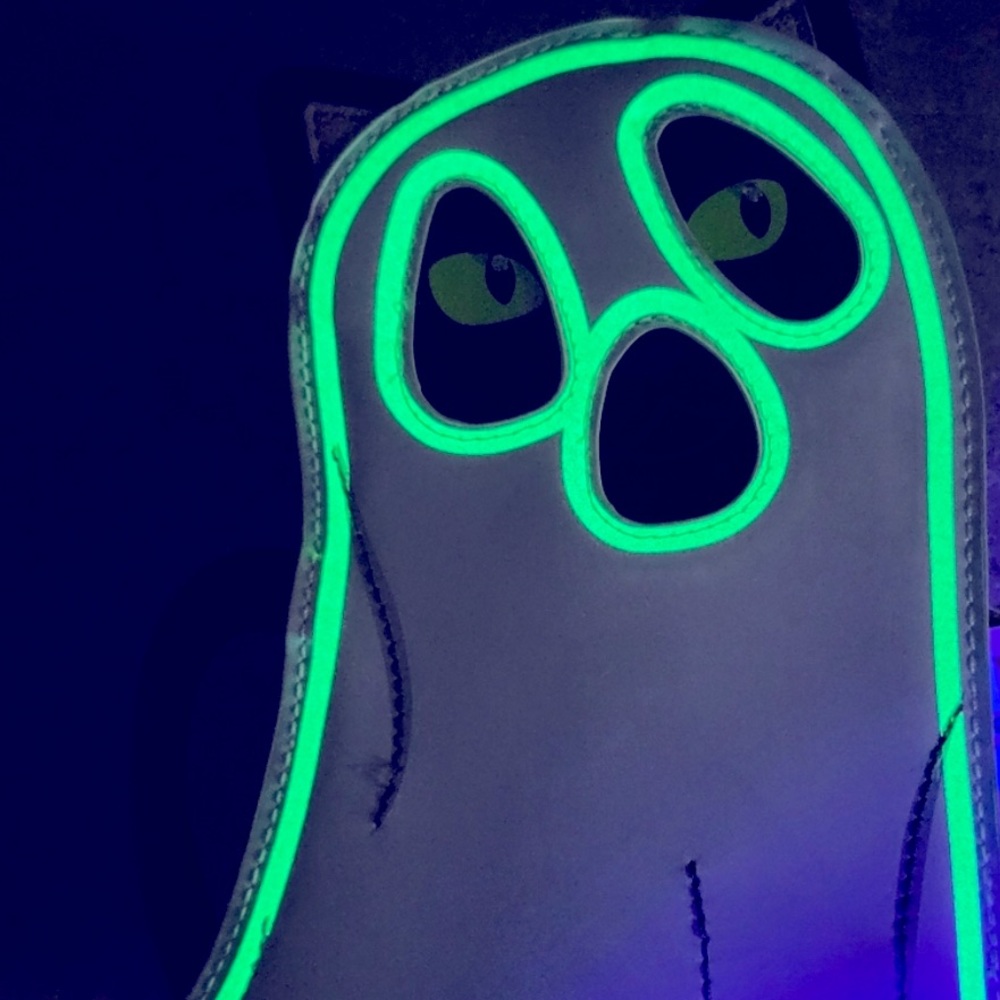 New Betsey Johnson Glow In The Dark Cat Ghost Purse ~ Viral TikTok - Picture 10 of 11